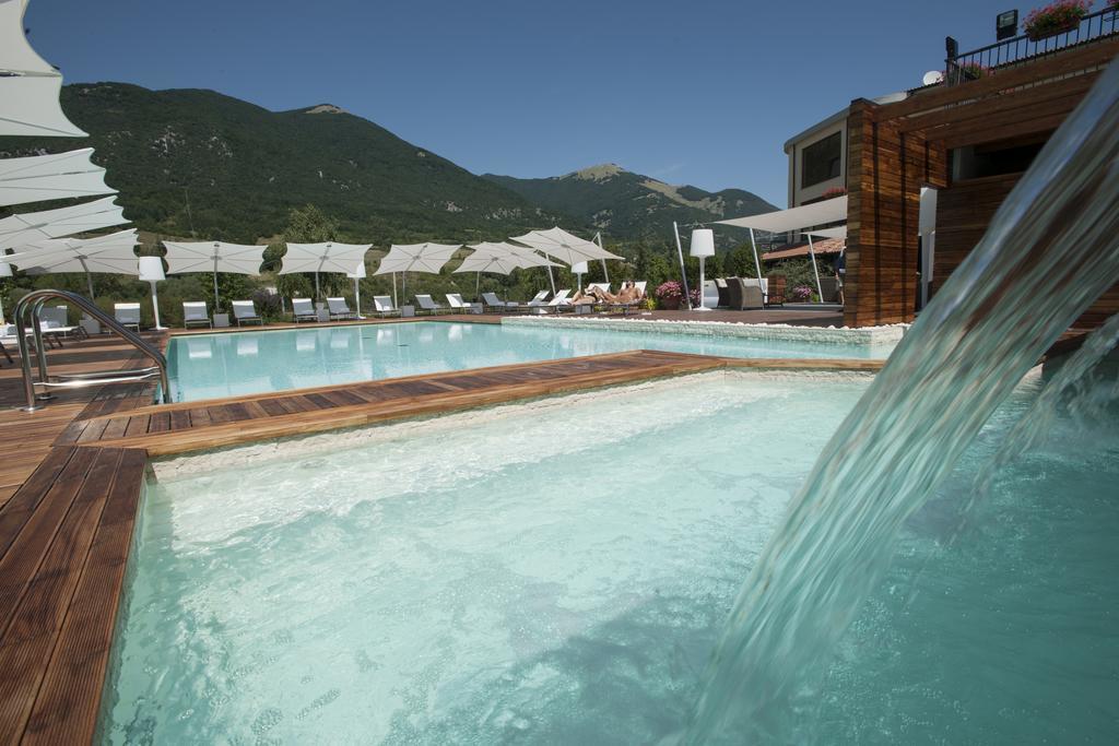 Sport Village Hotel & Spa Castel Di Sangro Extérieur photo